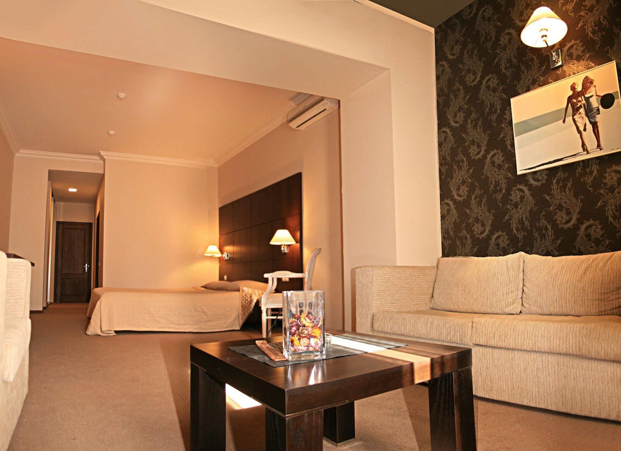 Uliss Hotell Odessa Exteriör bild